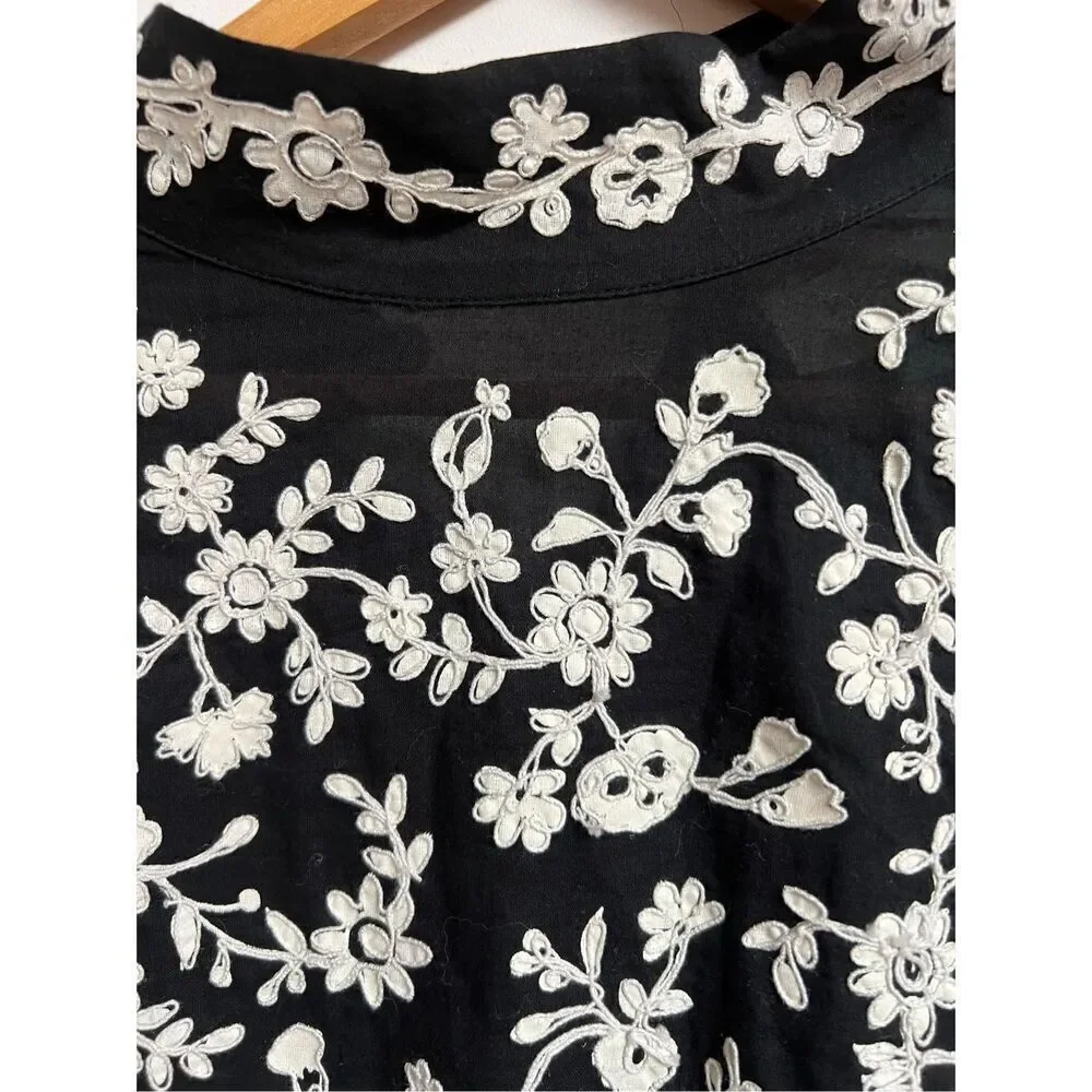 Farm Rio Women's Black White Embroidered Ruffle Long Sleeve Blouse Small NWOT